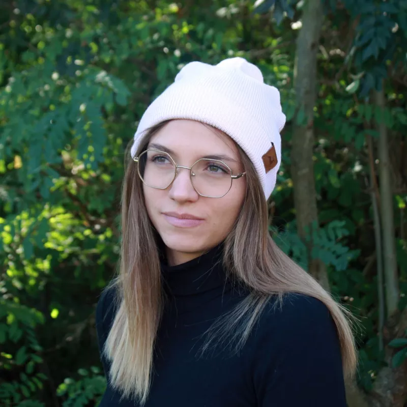 Bonnet couleur beige avec ou sans revers fabriqué en France