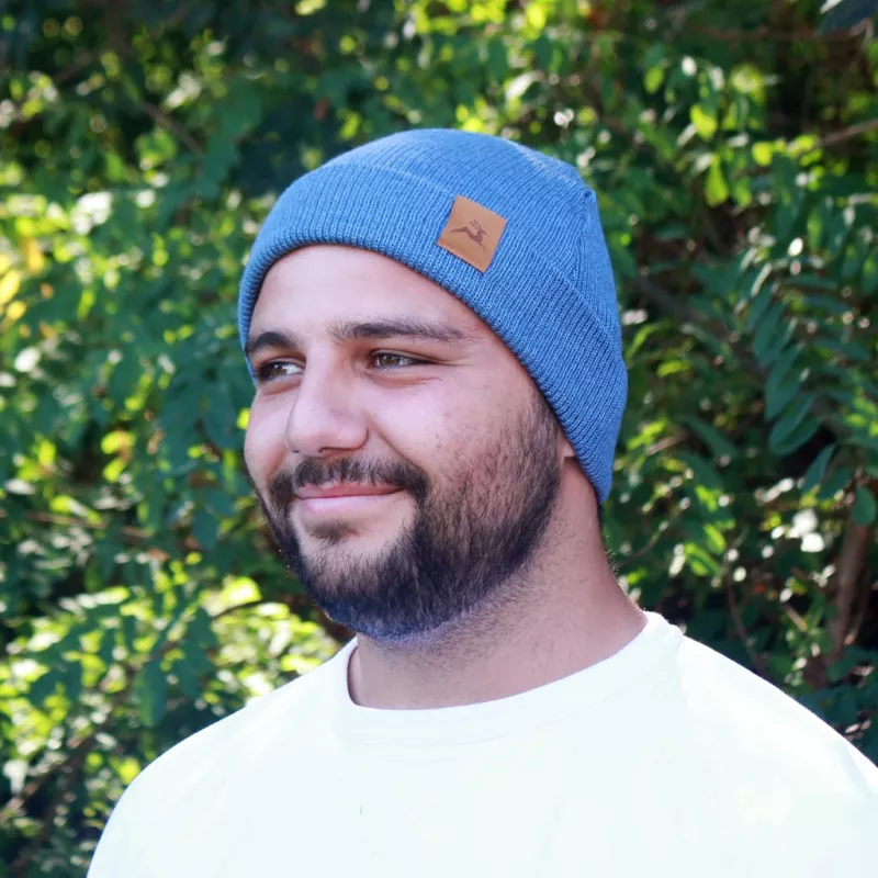 Bonnet couleur bleu indigo avec et sans revers fabriqué en France
