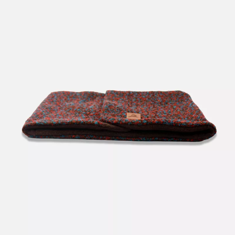 Tour de cou aimanté en tissu chamaré marron rouge et bleu