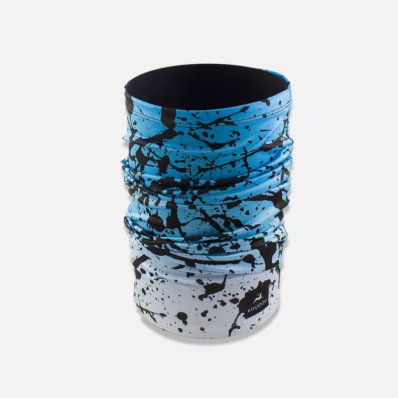 Tour de cou technique décor peinture noir sur fond bleu dégradé