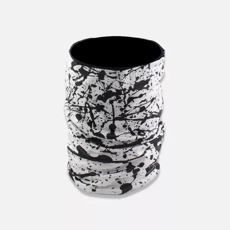 Tour de cou technique grand froid décor peinture noir sur fond blanc
