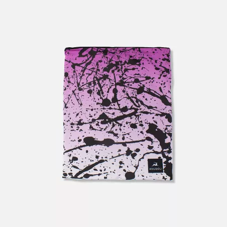 Tour de cou technique grand froid décor peinture noir sur fond fushia dégradé
