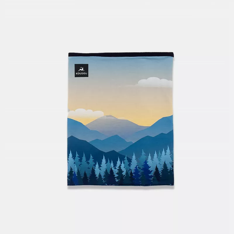 Tour de cou technique grand froid montagne turquoise et levé de soleil